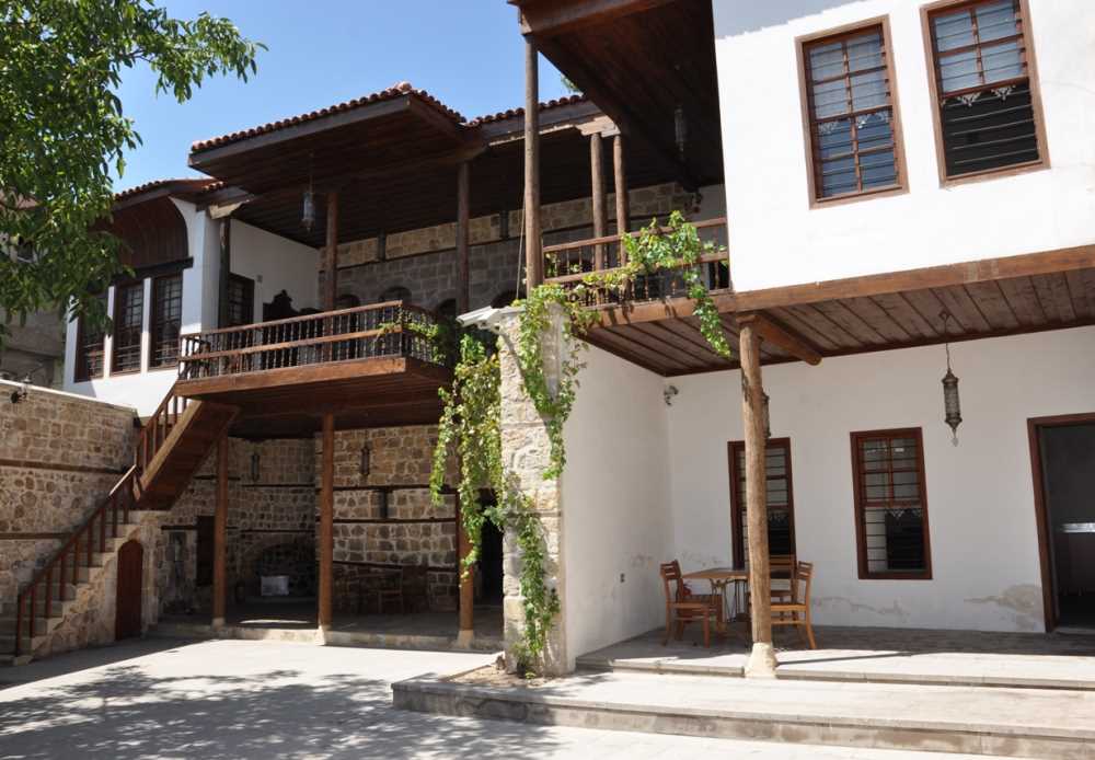 Deligönüller Konağı - Kahramanmaraş